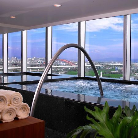 Windsor Hotel Taichung Esterno foto The spa at the InterContinental