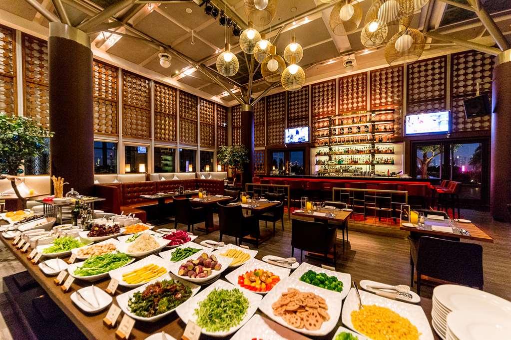 Windsor Hotel Taichung Ristorante foto The interior of the restaurant