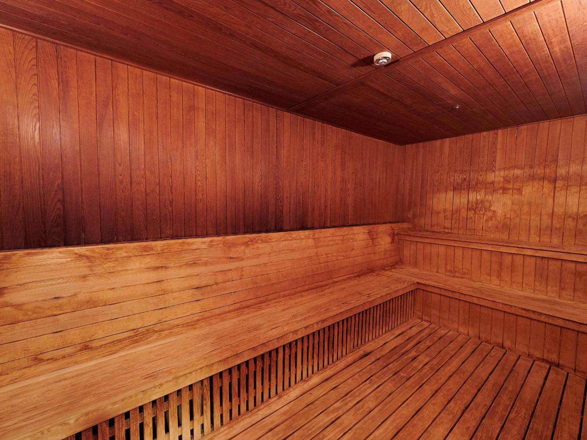Windsor Hotel Taichung Esterno foto A modern Finnish sauna